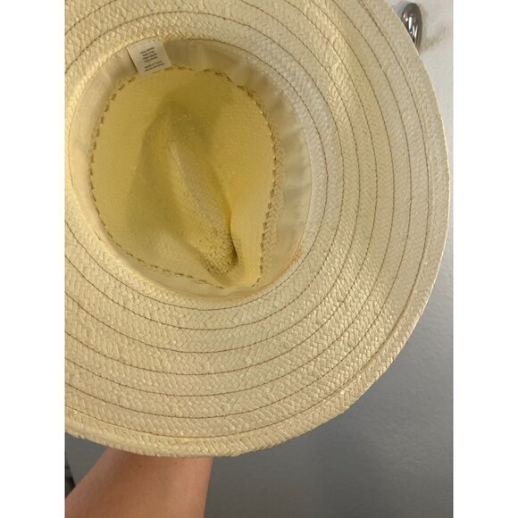 women's straw style hat - Picture 3 of 4